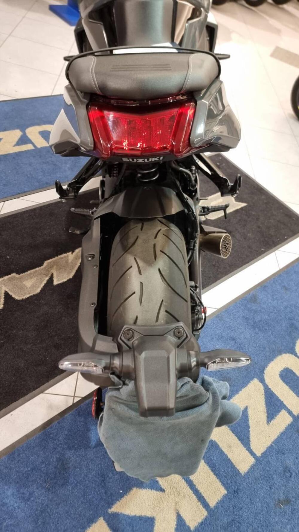 Suzuki Katana 1000 (2022 - 26) (13)