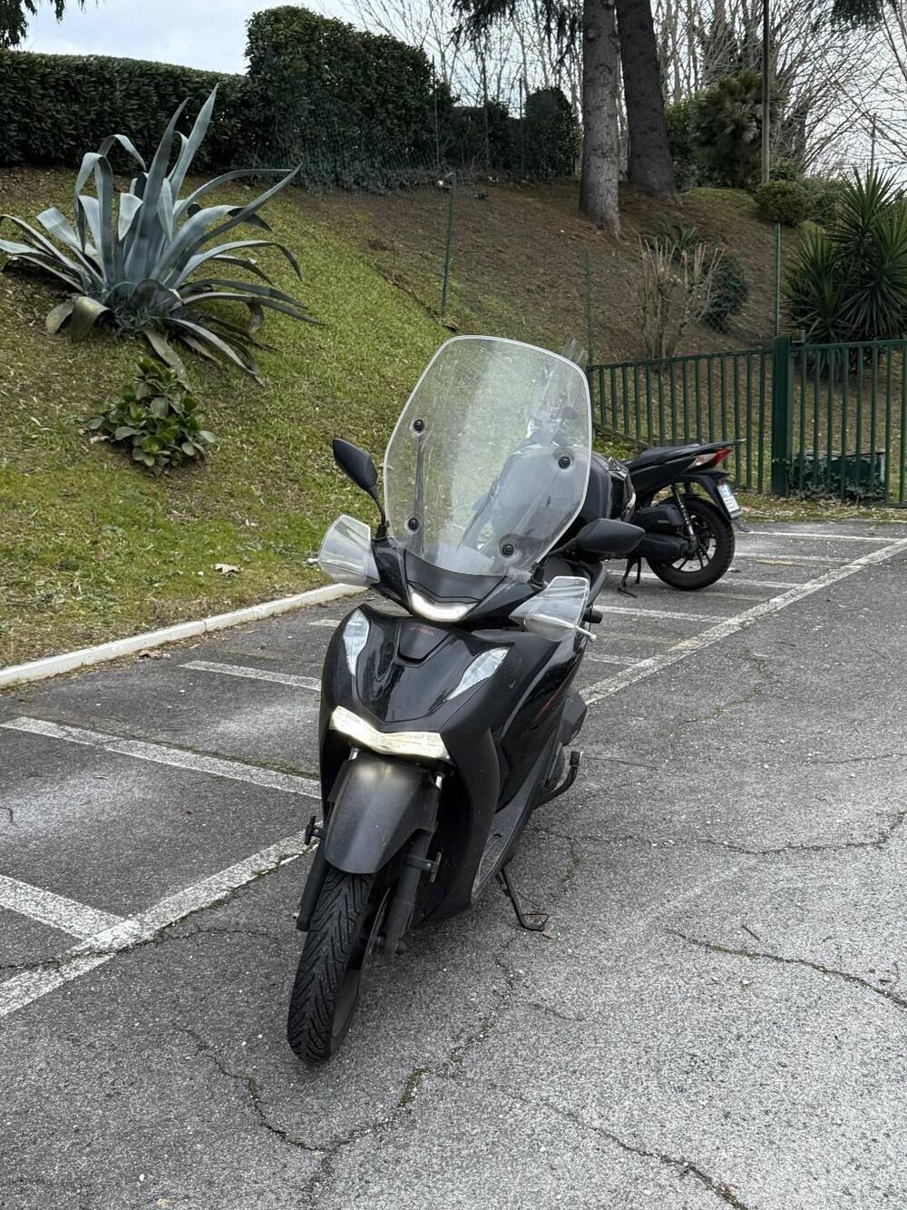 Honda SH 125i (2024 - 25) (2)