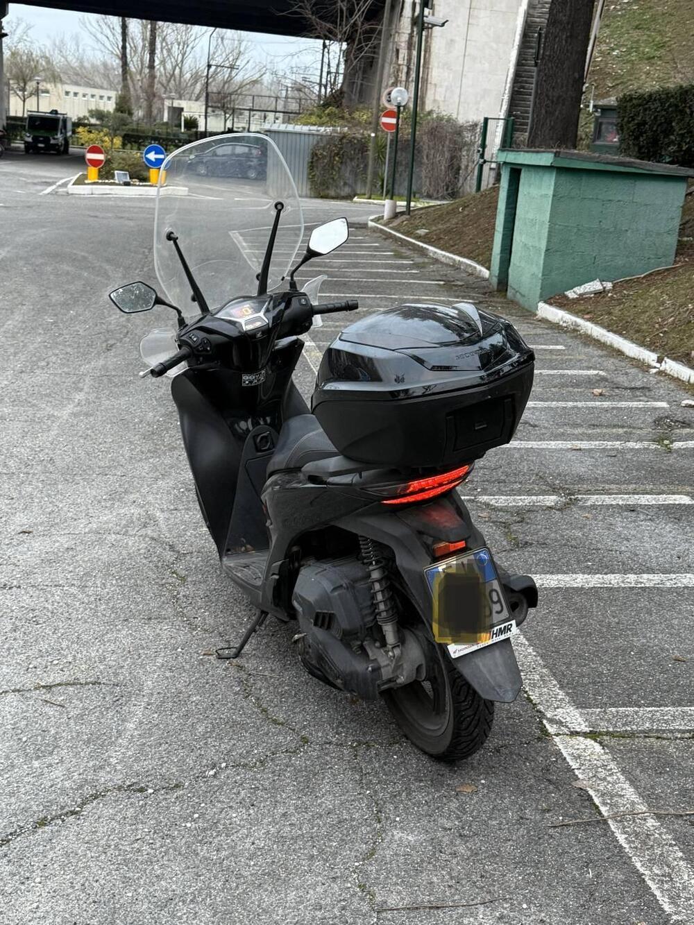 Honda SH 125i (2024 - 25) (3)