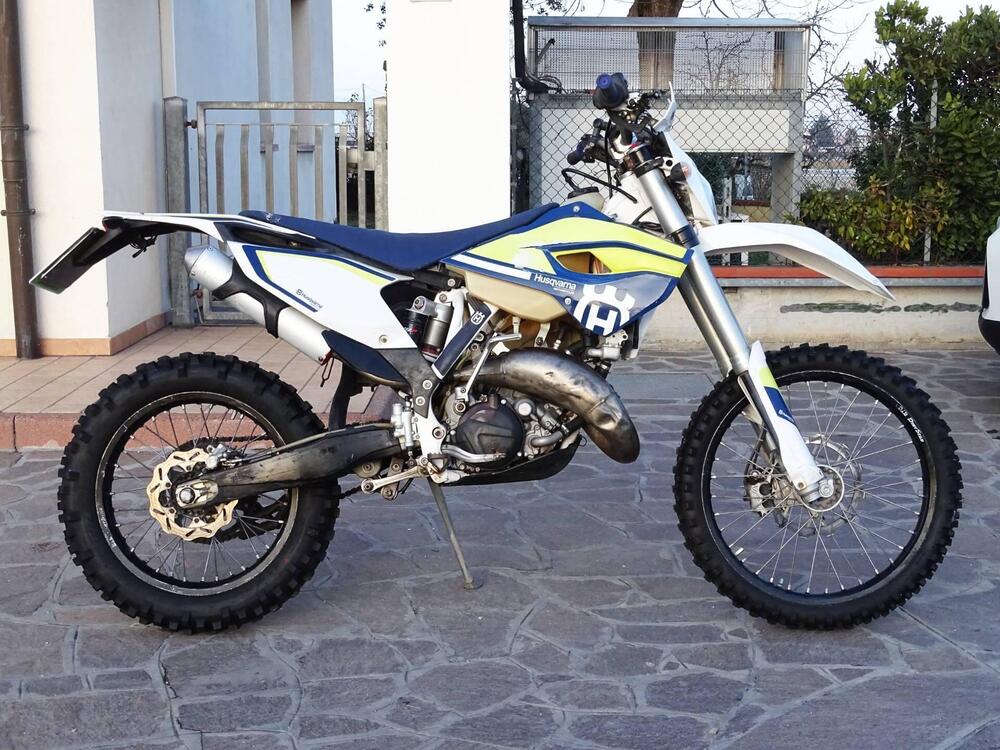 Husqvarna TE 125 (2016) (5)