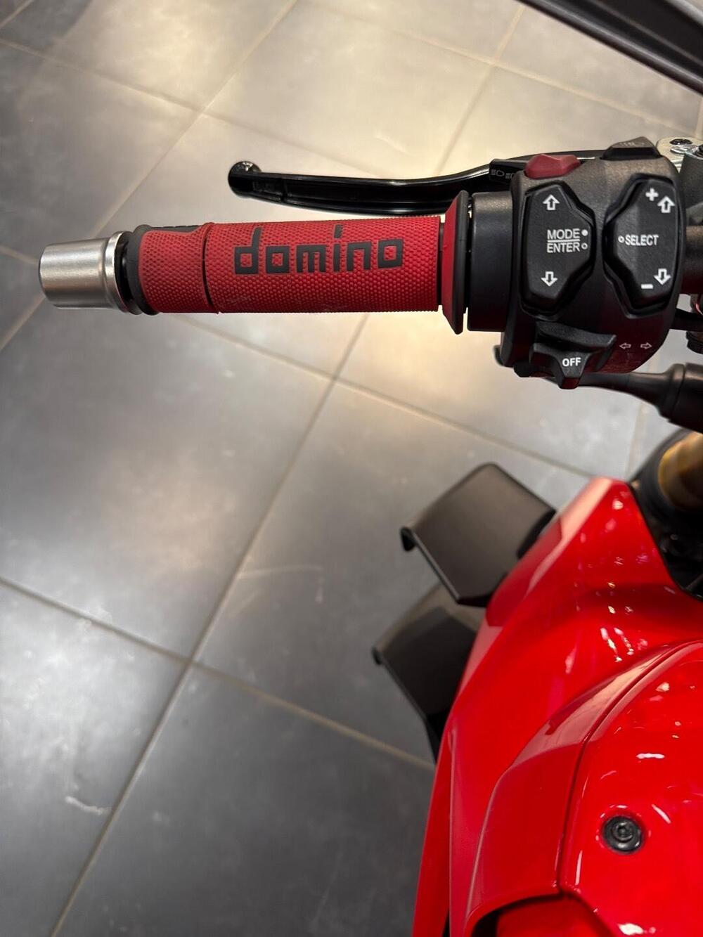 Ducati Streetfighter V4 1100 S (2021 - 22) (6)