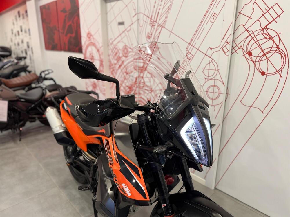 KTM 890 Adventure (2022) (10)