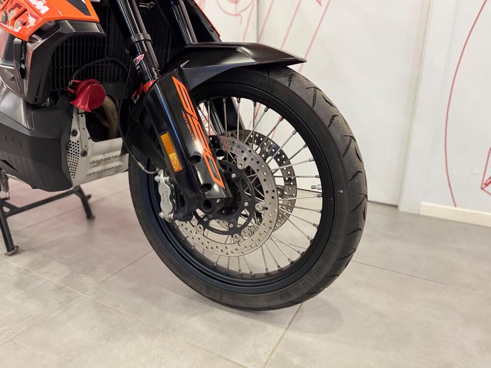 KTM 890 Adventure (2022) (9)