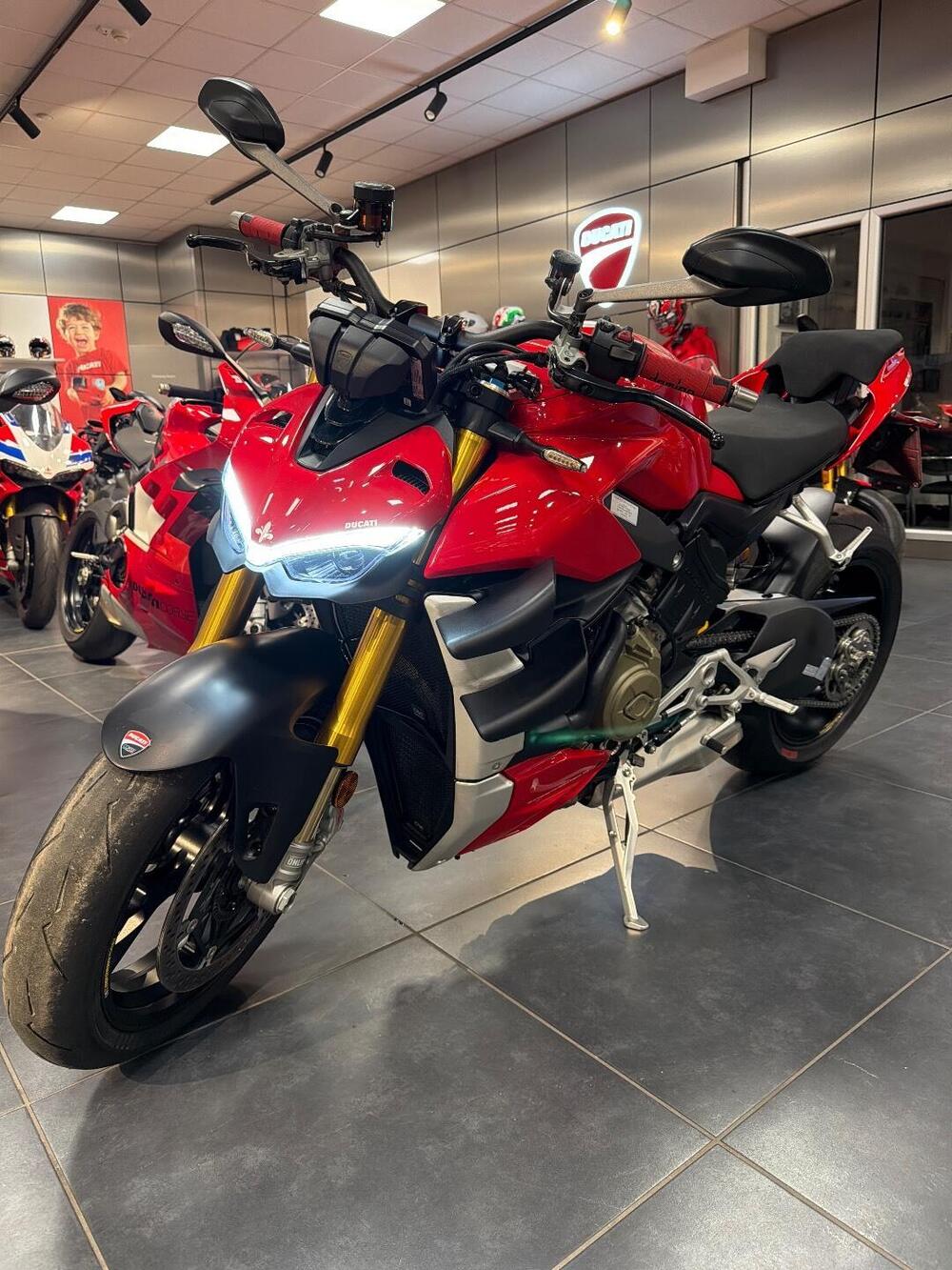 Ducati Streetfighter V4 1100 S (2021 - 22) (3)