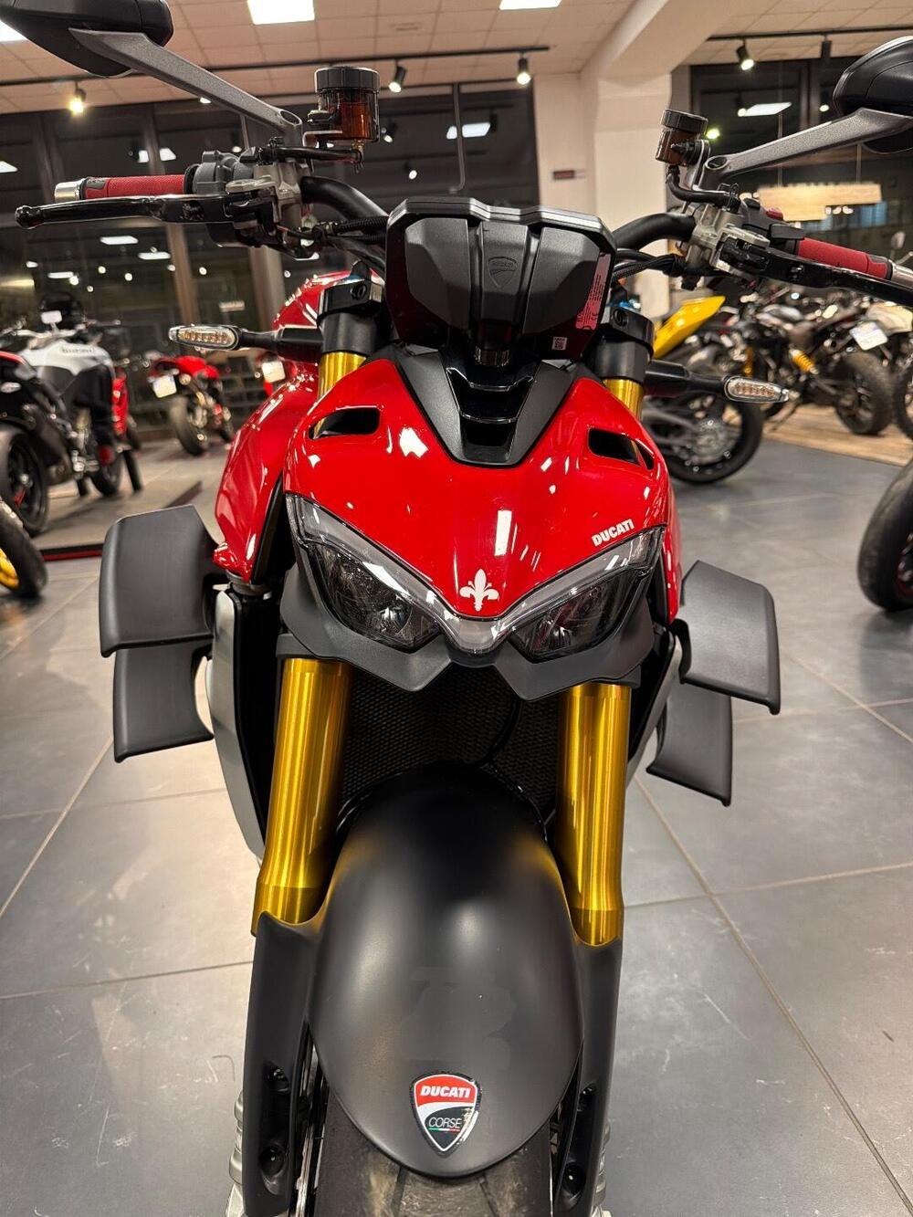 Ducati Streetfighter V4 1100 S (2021 - 22) (19)