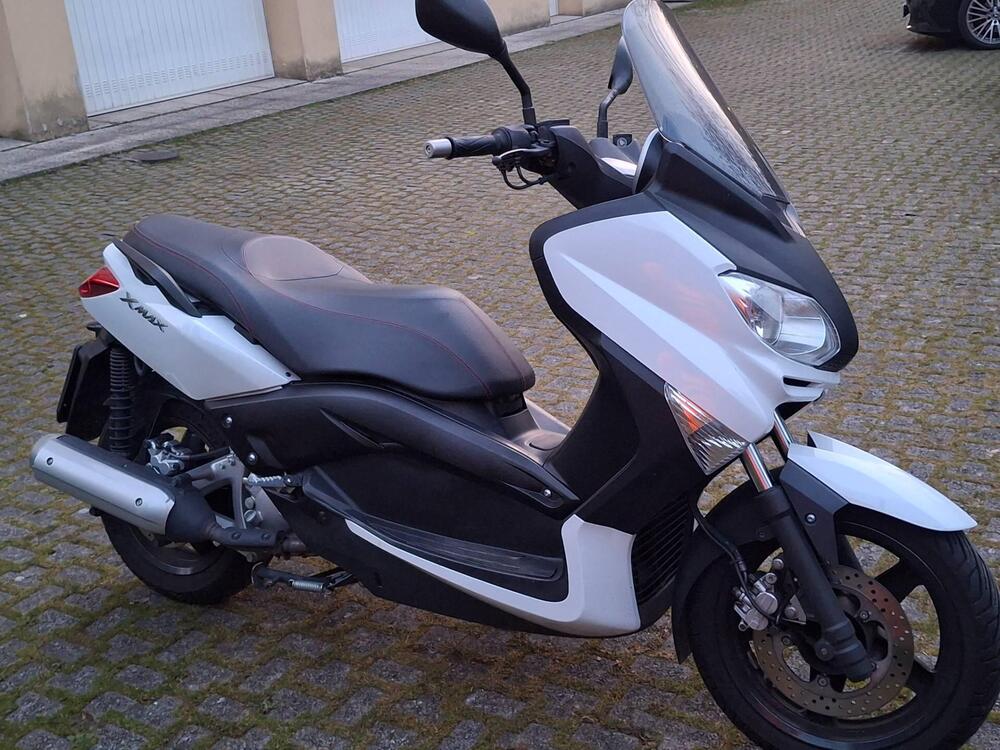 Yamaha X-Max 250 (2010 - 13) (4)
