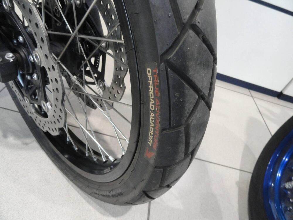 Honda Africa Twin CRF 1100L (2022 - 23) (3)