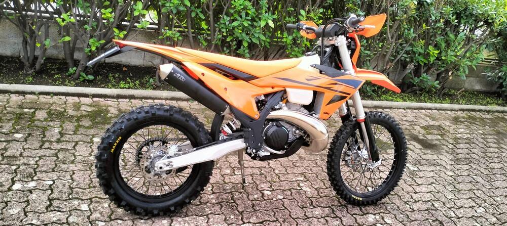 KTM 300 EXC (2025) (3)