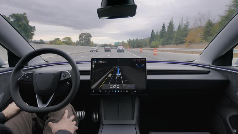 Tesla in stile Netflix? Guida autonoma solo in abbonamento dal 14 febbraio