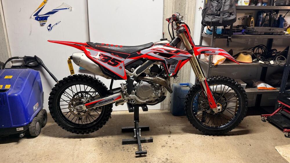Honda CRF 450 R (2023)