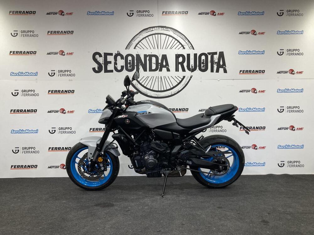 Yamaha MT-07 Y-AMT (2025 - 26) (5)