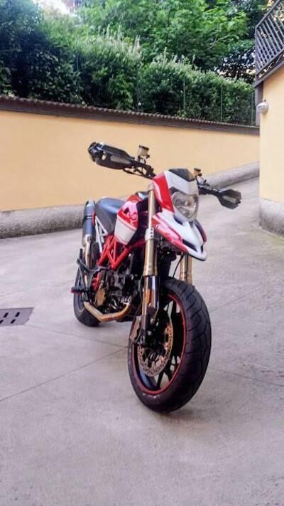 Ducati Hypermotard 1100 S (2007 - 09) usata