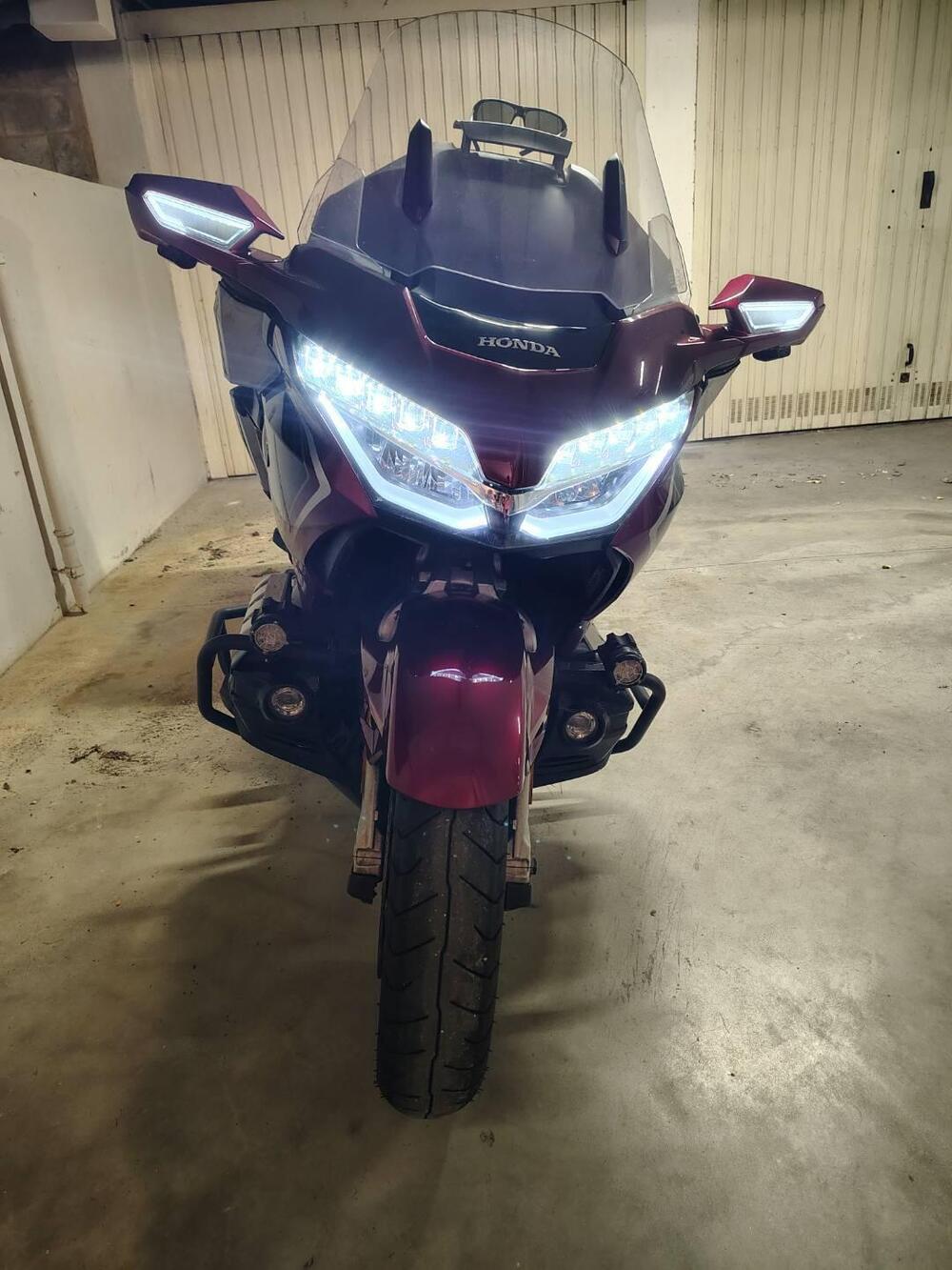 Honda GL 1800 Gold Wing Tour DTC (2018 - 20) (8)