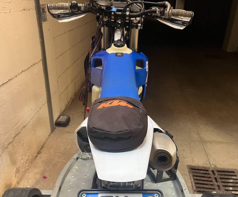 Husqvarna FE 350 Heritage (2025) (5)