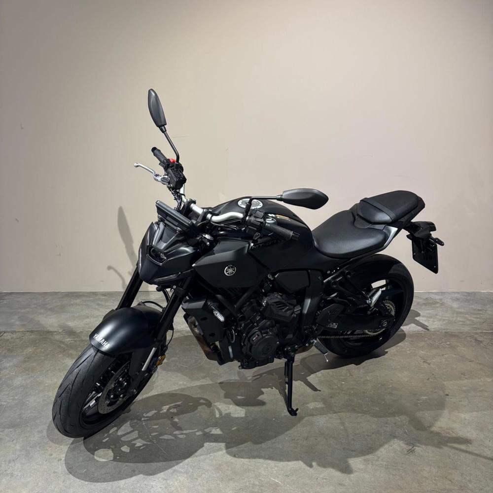 Yamaha MT-07 Y-AMT (2025 - 26) (3)