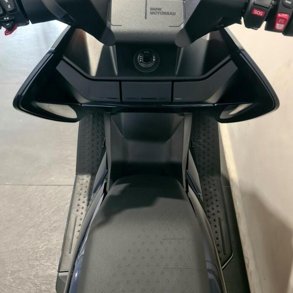 Bmw CE 04 (2021 - 25) (6)