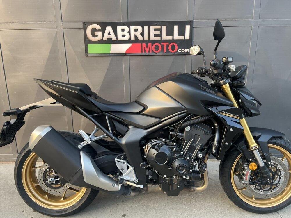 Honda CB 1000 Hornet (2025 - 26) (3)