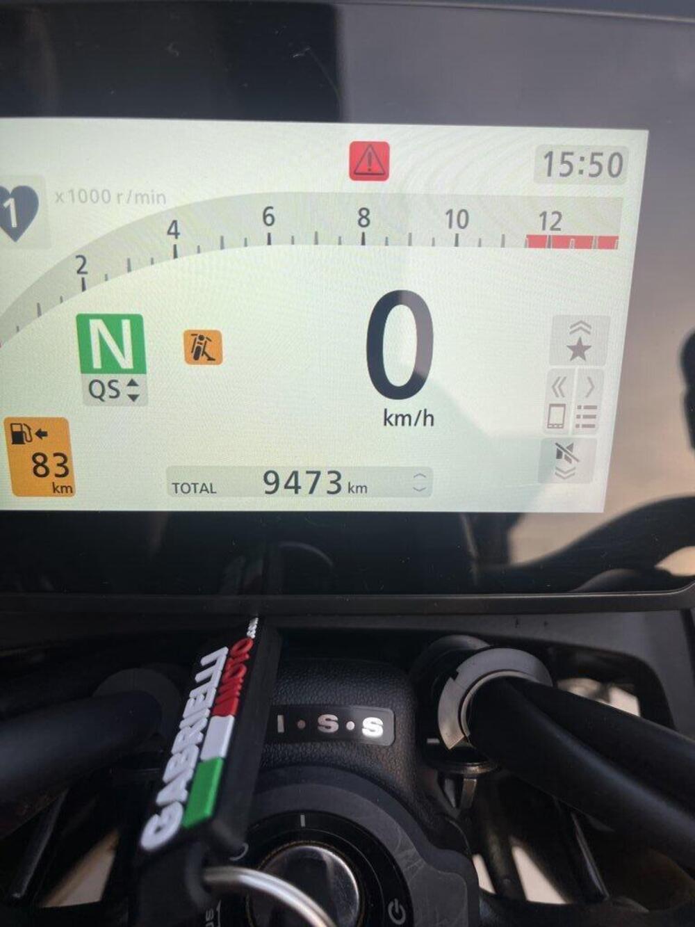 Honda CB 1000 Hornet (2025 - 26) (4)