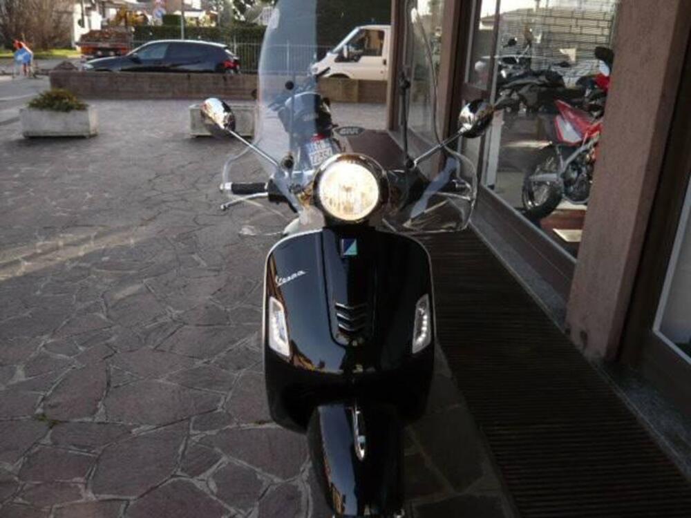 Vespa GTS 300 ABS (2014 - 16) (4)