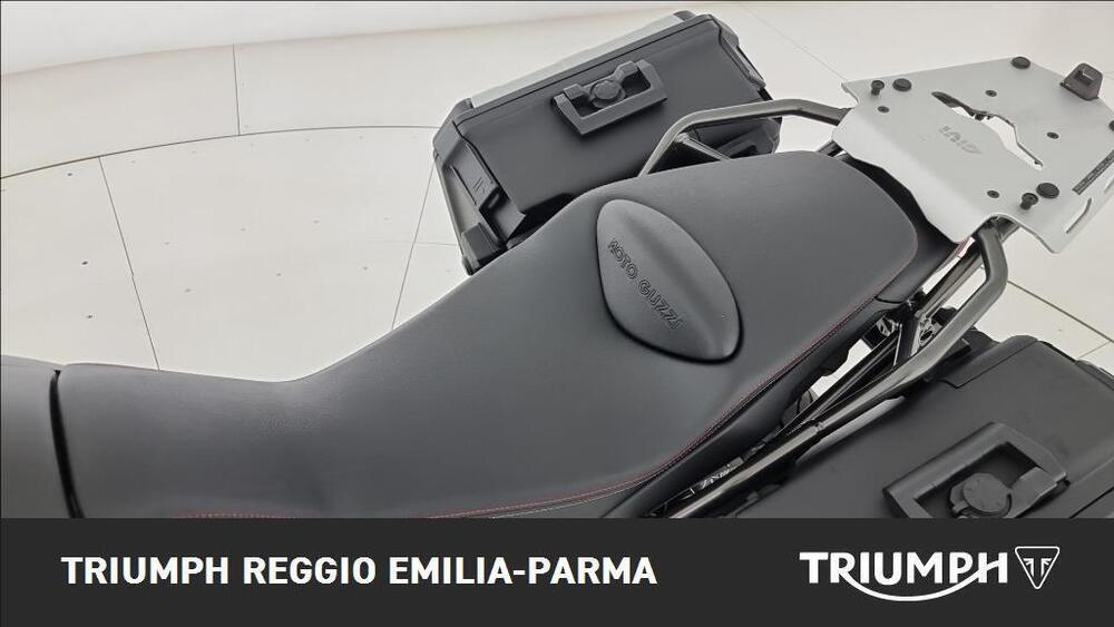 Moto Guzzi V85 TT Travel (2021 - 23) (13)