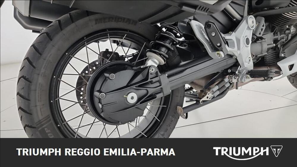 Moto Guzzi V85 TT Travel (2021 - 23) (17)
