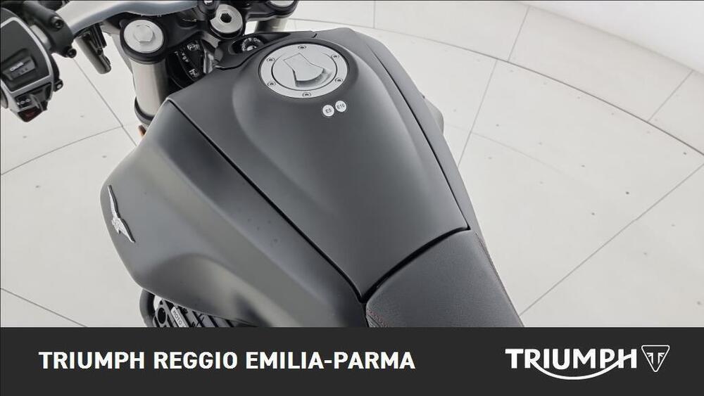 Moto Guzzi V85 TT Travel (2021 - 23) (12)