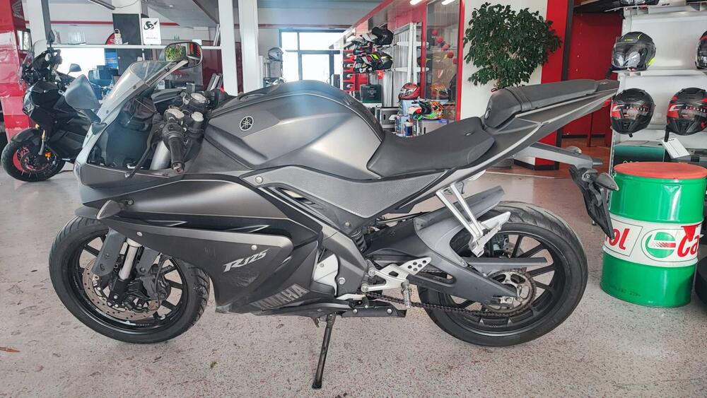 Yamaha YZF R125 (2014 - 16) (3)