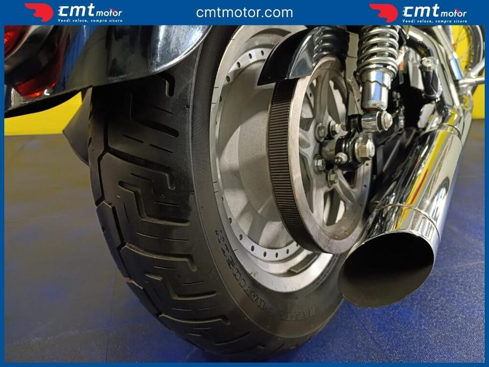 Harley-Davidson 883 (2006 - 07) - XL (10)