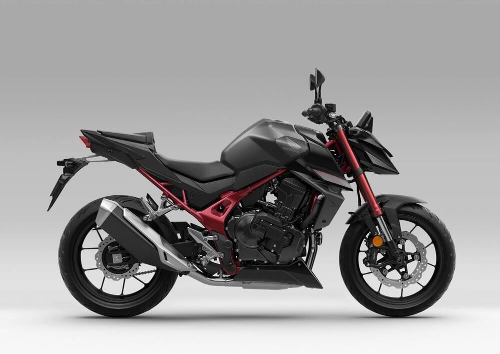 Honda CB 750 Hornet (2025) (2)