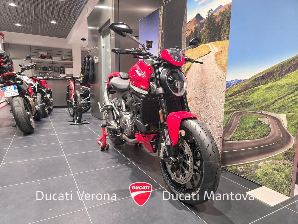 Ducati Monster 937 + (2021 - 25) (3)