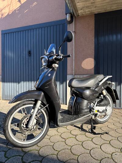 Aprilia Scarabeo 100 4t (2007 - 16) usata