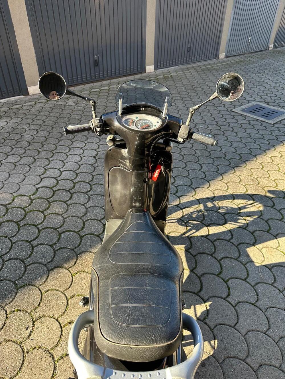 Aprilia Scarabeo 100 4t (2007 - 16) (4)