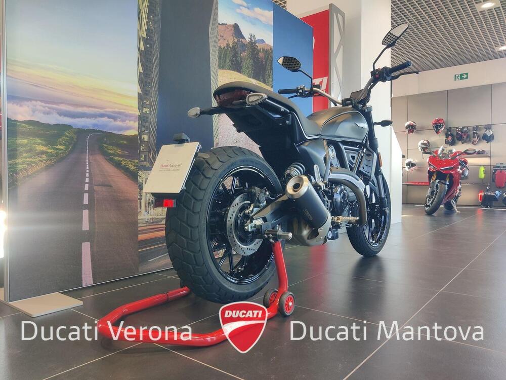 Ducati Scrambler 800 Icon Dark (2025 - 26) (5)