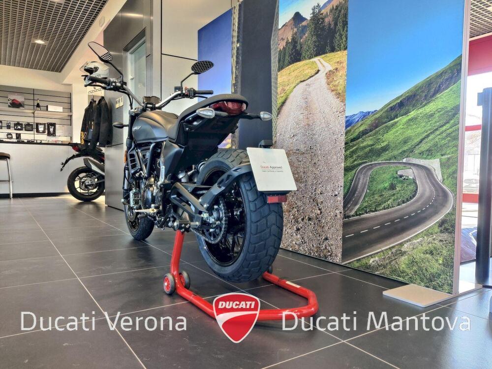 Ducati Scrambler 800 Icon Dark (2025 - 26) (9)