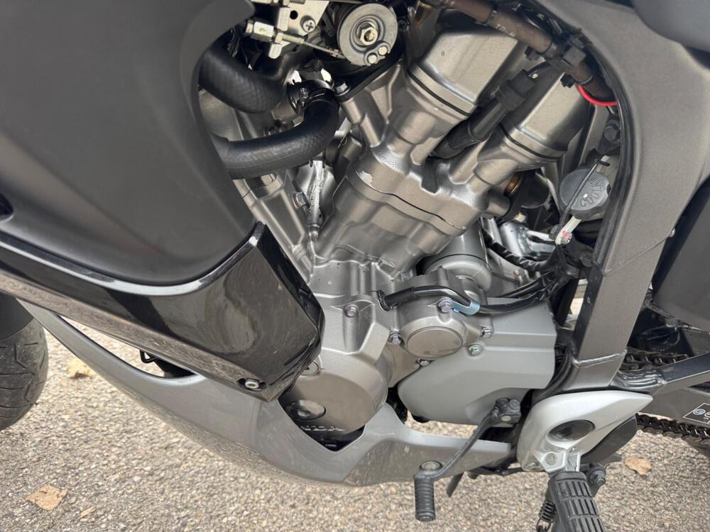 Honda Transalp XL 700 V ABS (2007 - 2013) (8)