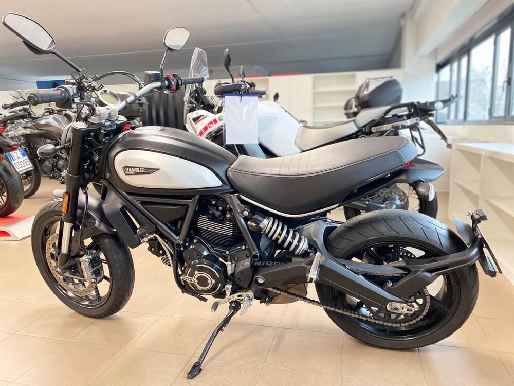 Ducati Scrambler 800 Icon Dark (2021 - 22) (10)