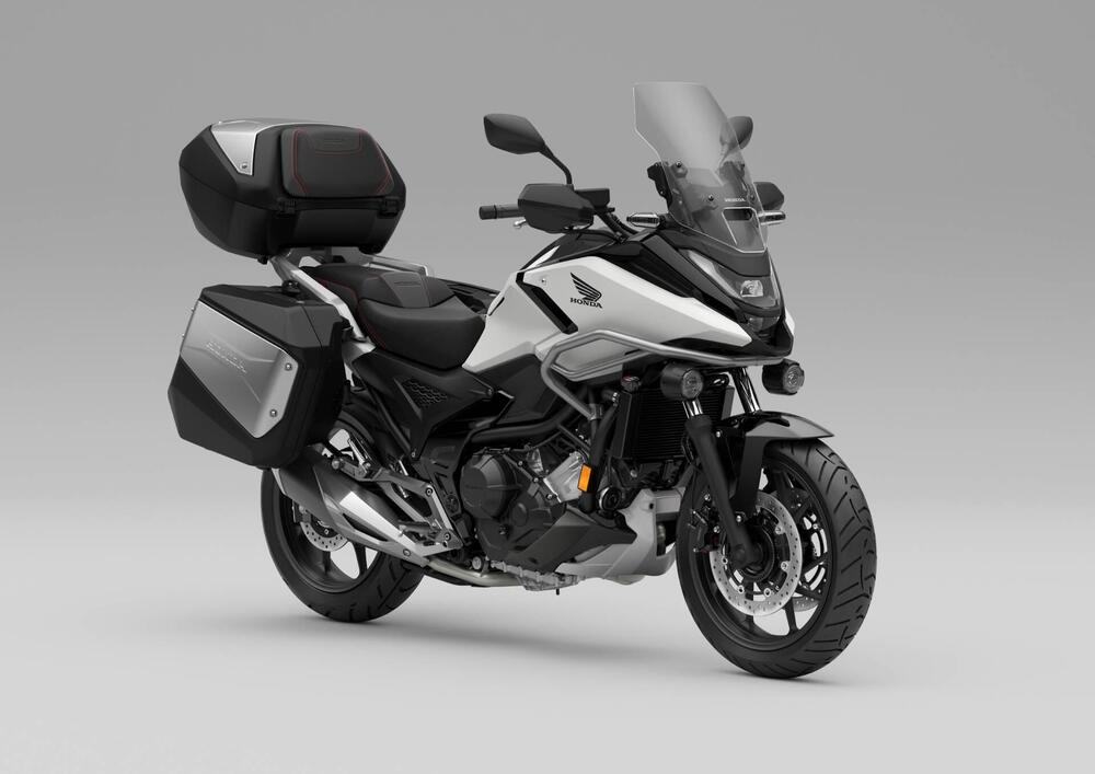 Honda NC 750 X DCT (2025 - 26) (2)