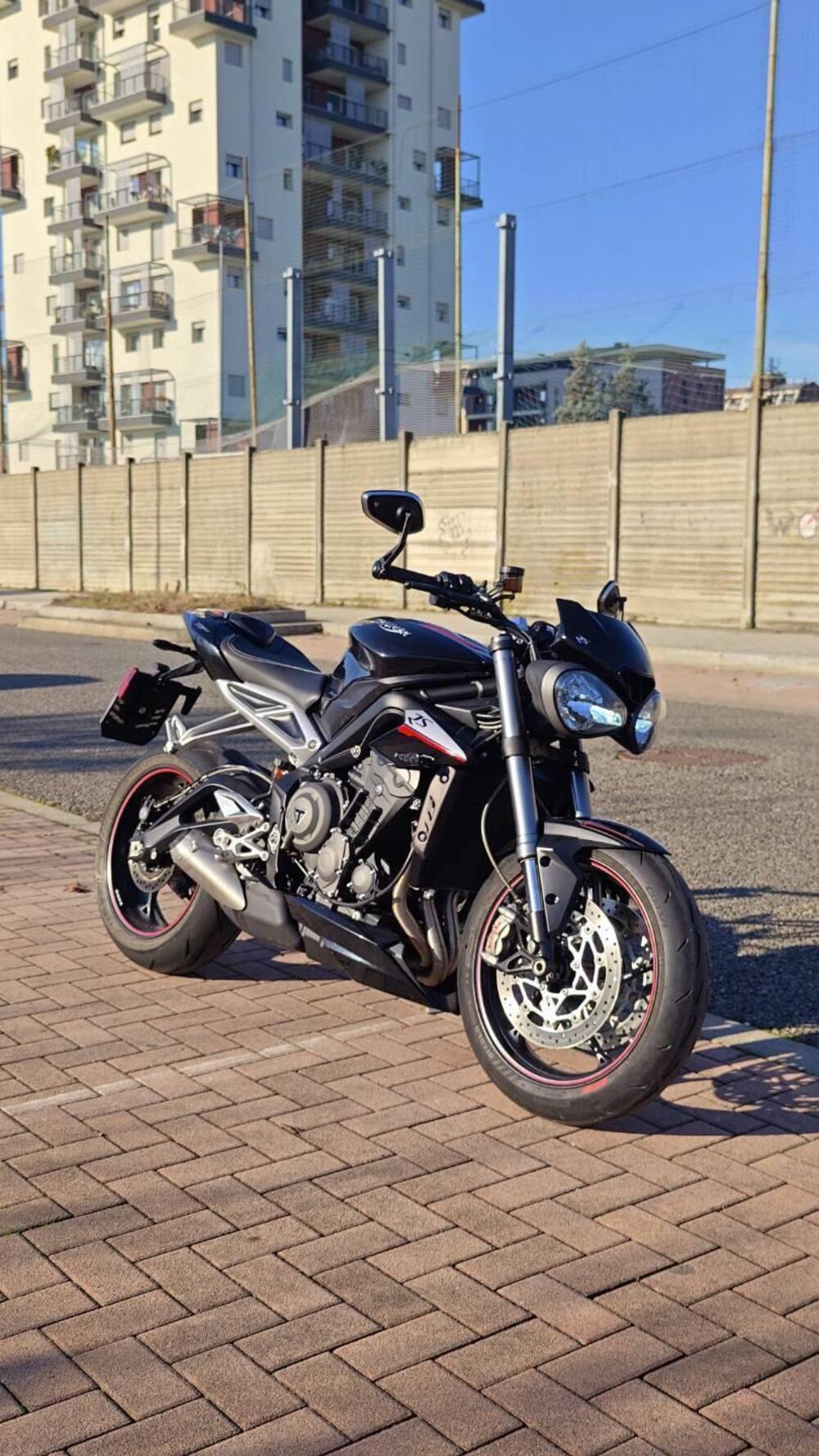 Triumph Street Triple RS (2017 - 19) (3)