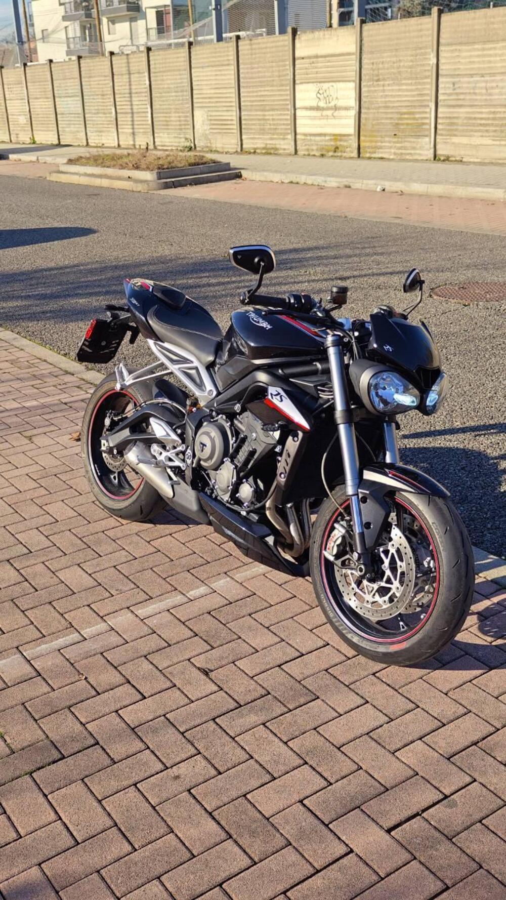 Triumph Street Triple RS (2017 - 19) (8)