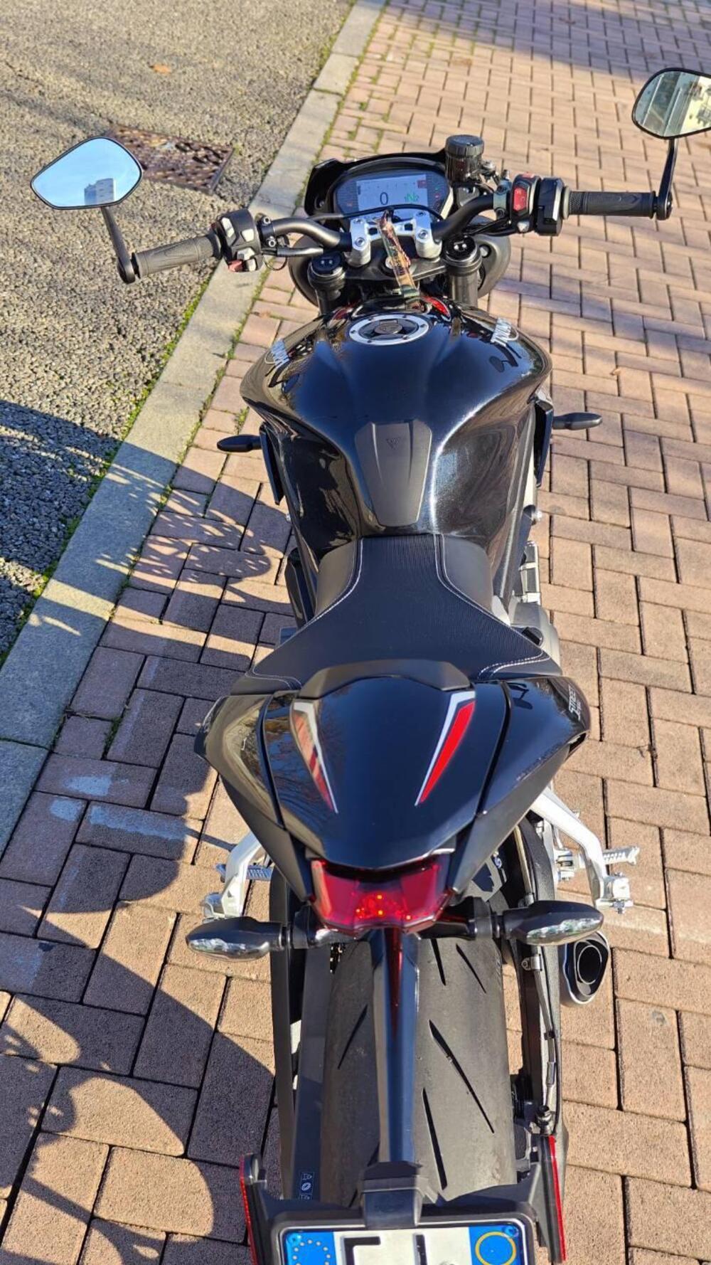 Triumph Street Triple RS (2017 - 19) (10)