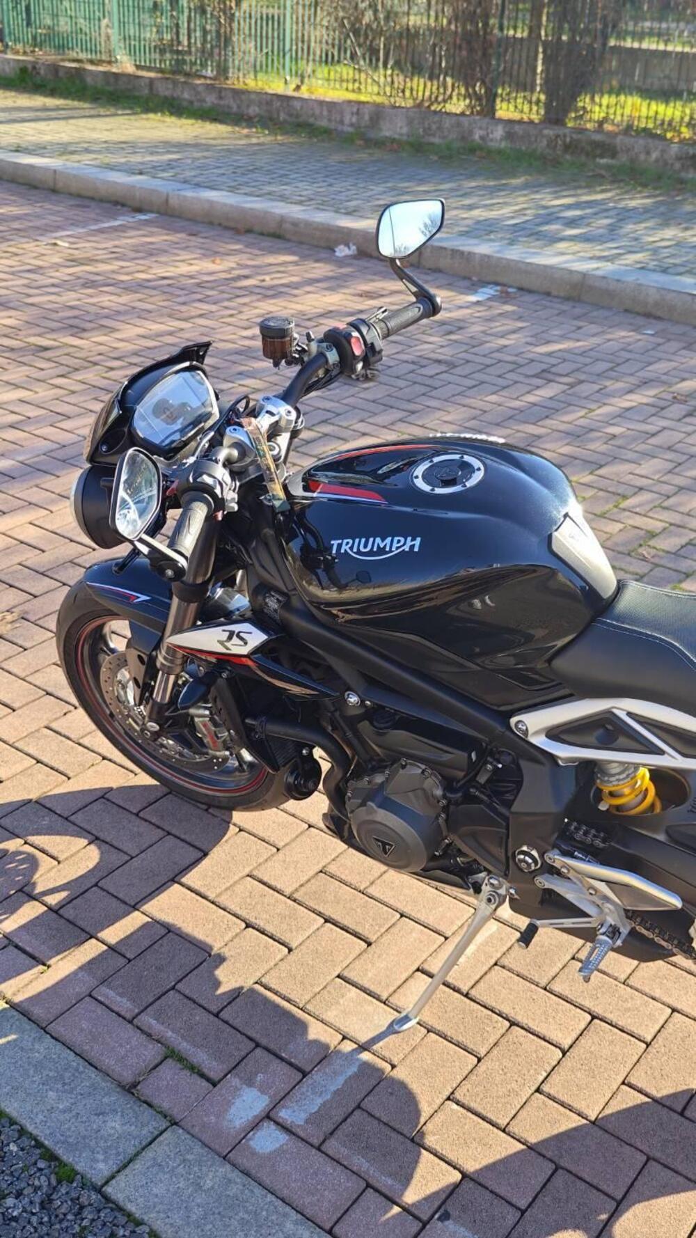 Triumph Street Triple RS (2017 - 19) (11)
