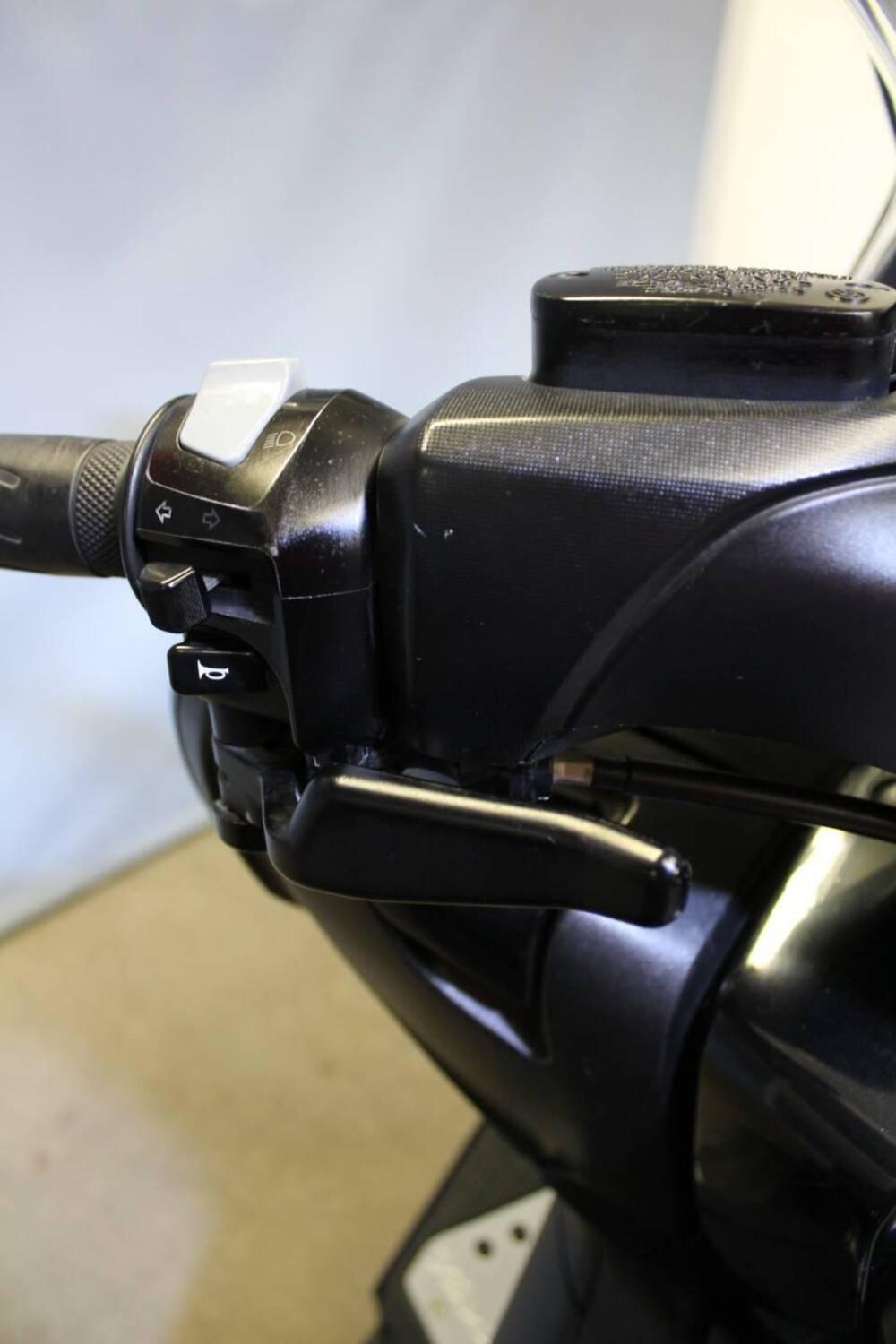 Yamaha T-Max 500 (2008 - 12) (10)