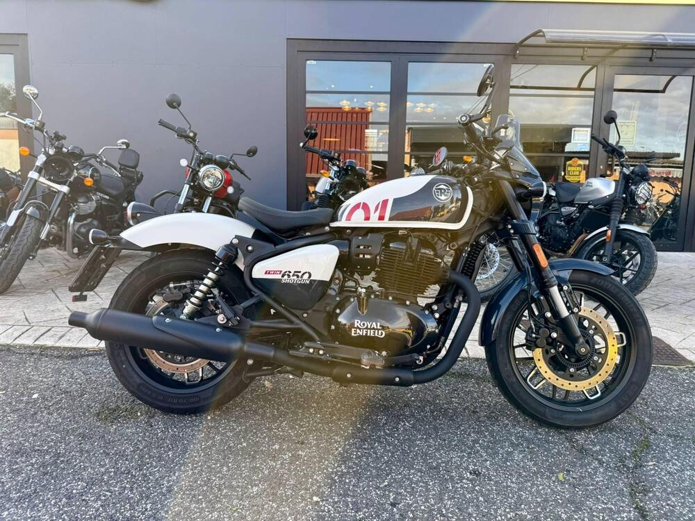 Royal Enfield Shotgun 650 (2024 - 26) (2)