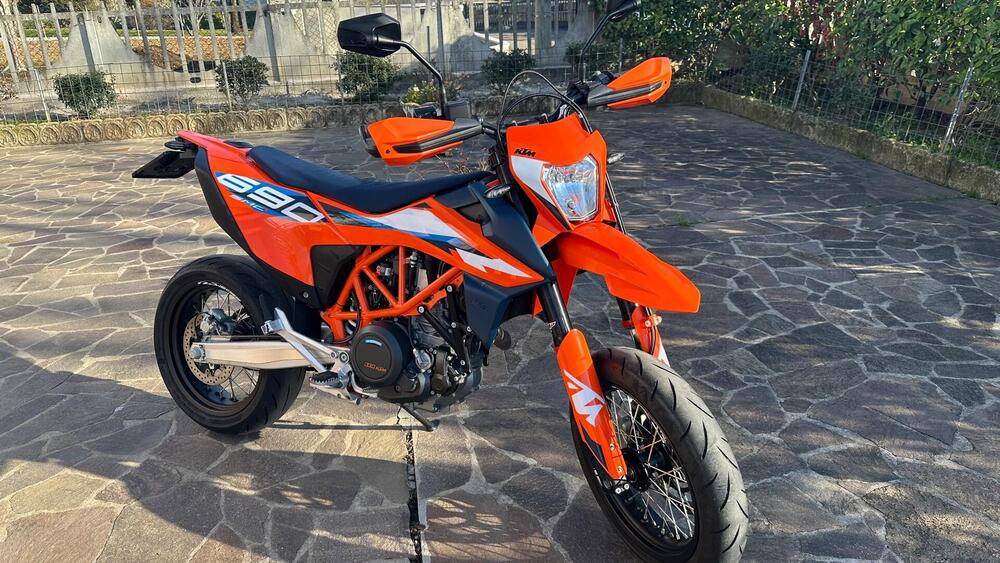 KTM 690 SMC R (2023 - 25)