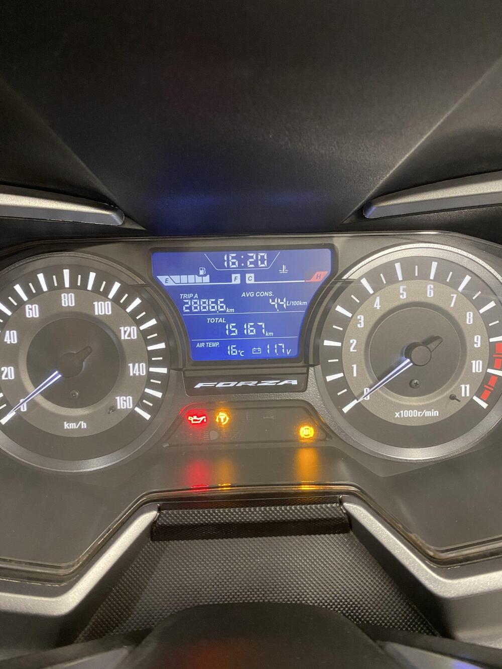 Honda Forza 300 ABS (2018 - 20) (2)