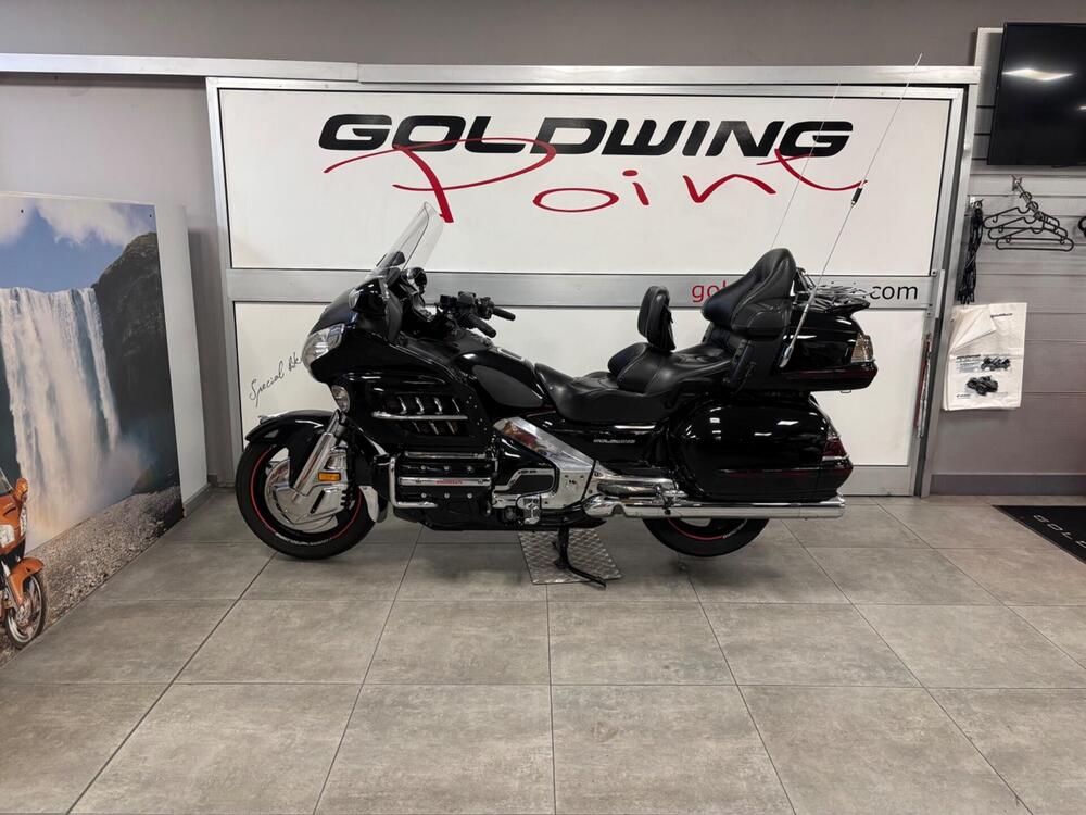Honda GL 1800 Gold Wing (2007 - 11) (6)