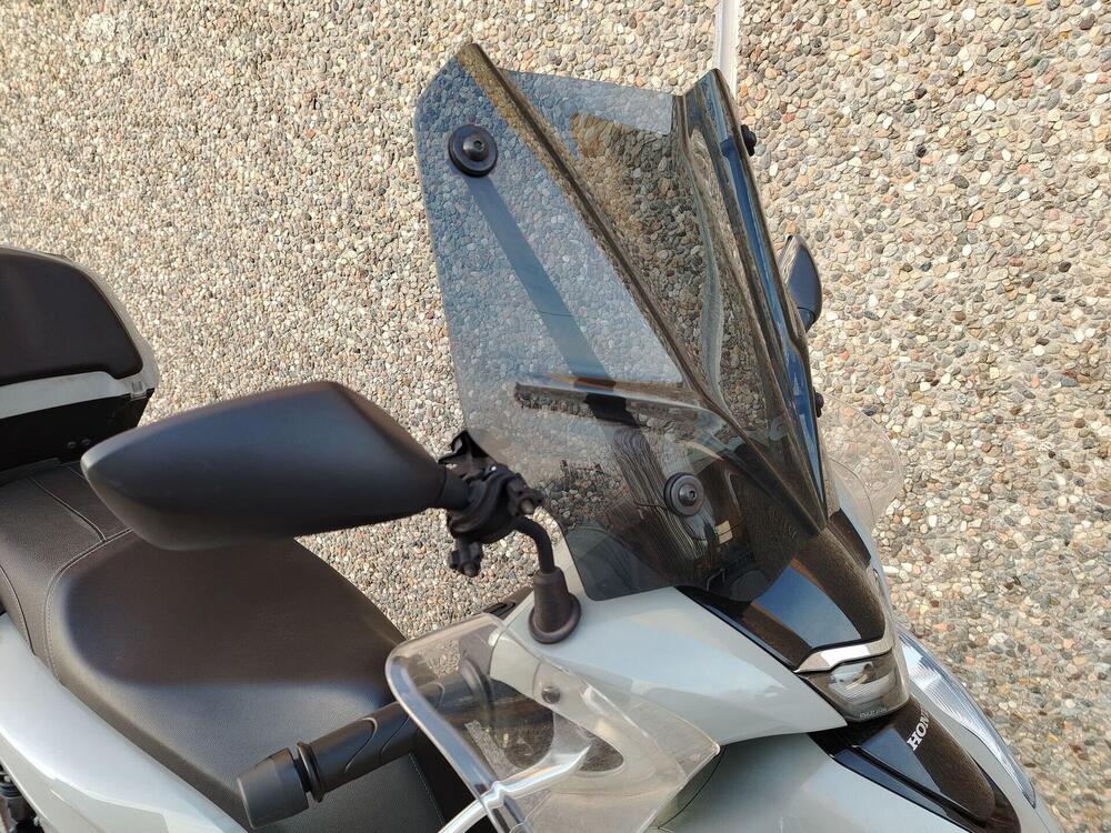 Honda SH 150i (2024 - 25) (4)