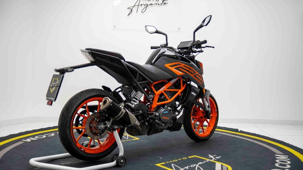 KTM 125 Duke (2024 - 25) (3)