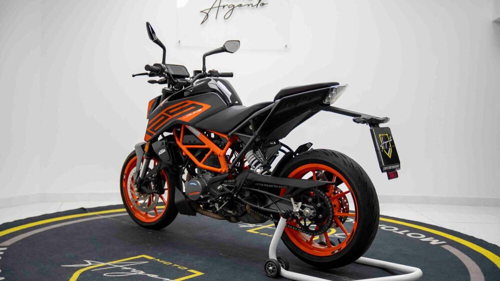 KTM 125 Duke (2024 - 25) (5)