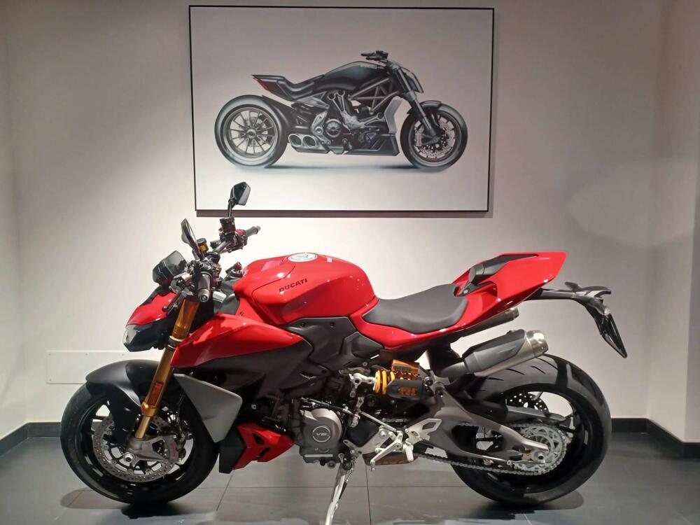 Ducati Streetfighter V2 S (2025 - 26) (3)